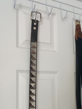 Black Studded Pyramid Belt